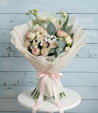 Букет цветов из:  Розы и Лизиантусы в городе Камень-на-Оби