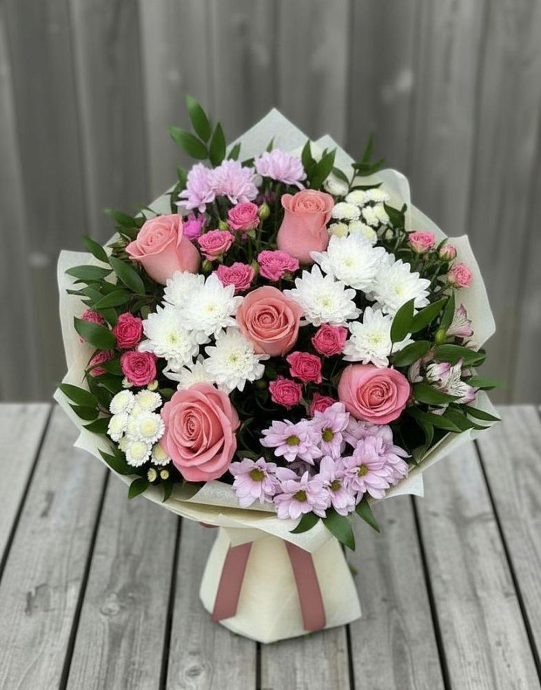 Букет цветов из: Альстромерии, Гвоздики, Розы и Хризантемы в городе Камень-на-Оби