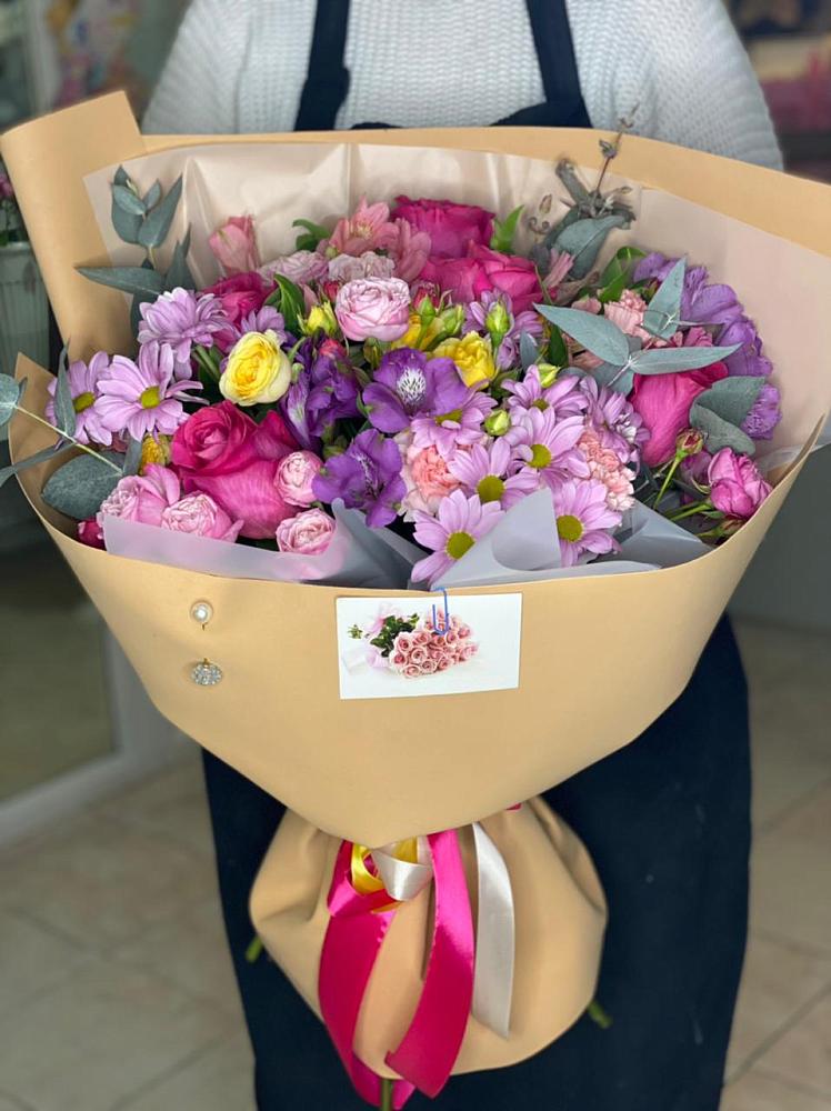 Букет цветов из: Хризантемы, Гвоздики и Альстромерии в городе Камень-на-Оби