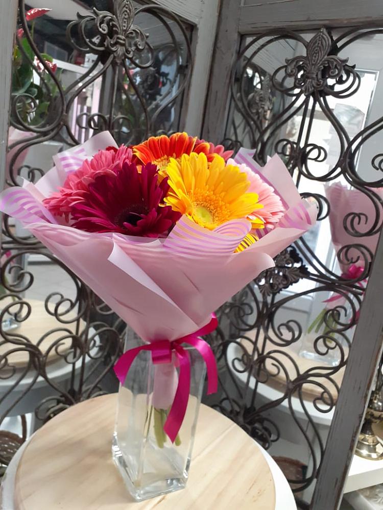 Букет цветов из: Герберы в городе Камень-на-Оби