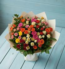 Букет Микс из разноцветных кустовых роз в городе Камень-на-Оби